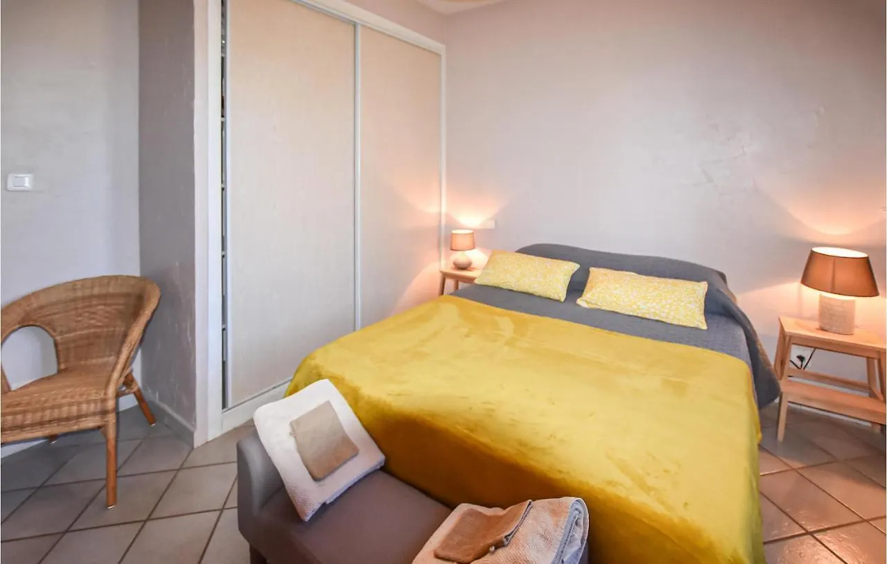 4 Bedroom Amazing Home In Mazan 0*,  Γαλλία
